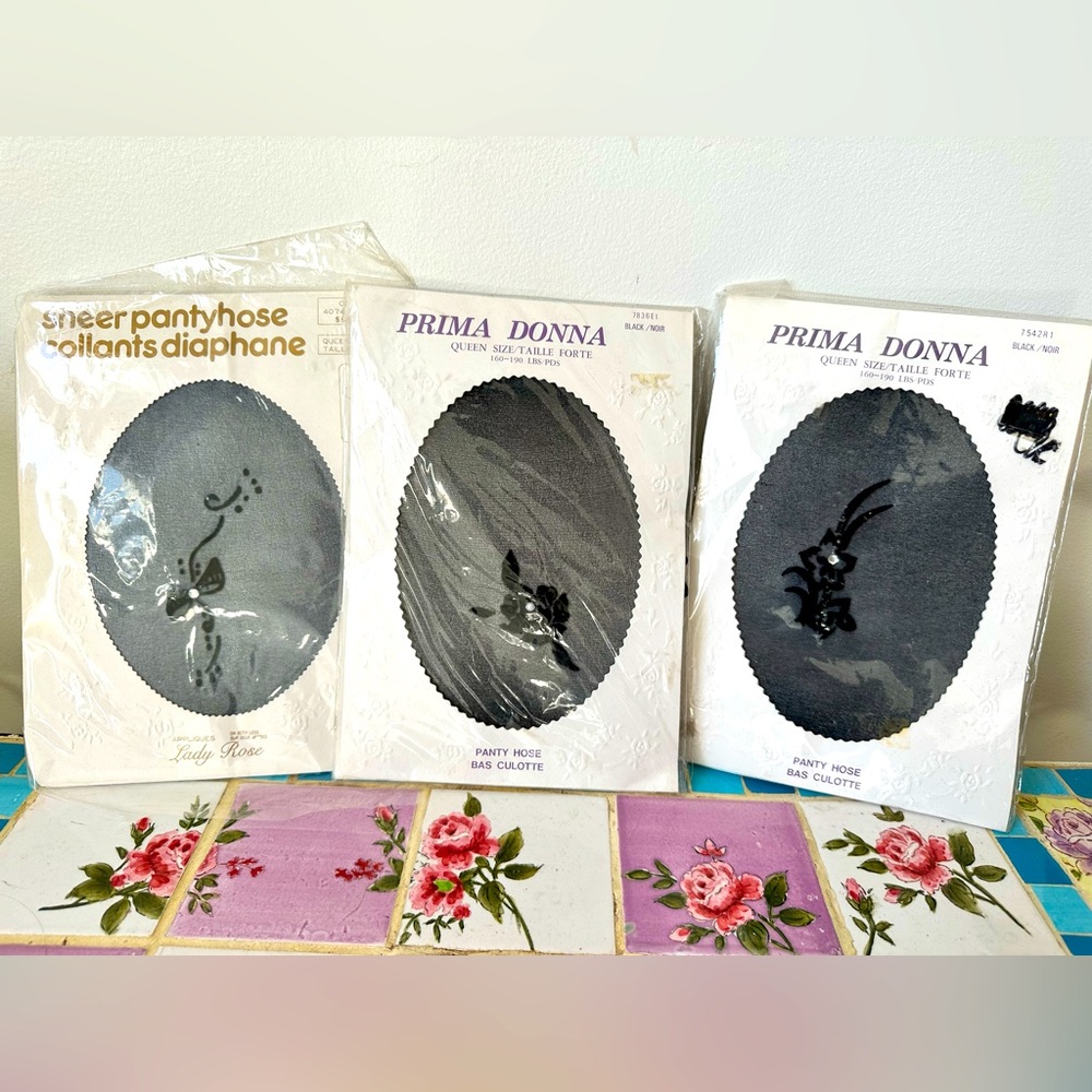 Old Stock NEW 3 Pair Vintage Black Embellished Sheer Pantyhose Nylons L XL Queen